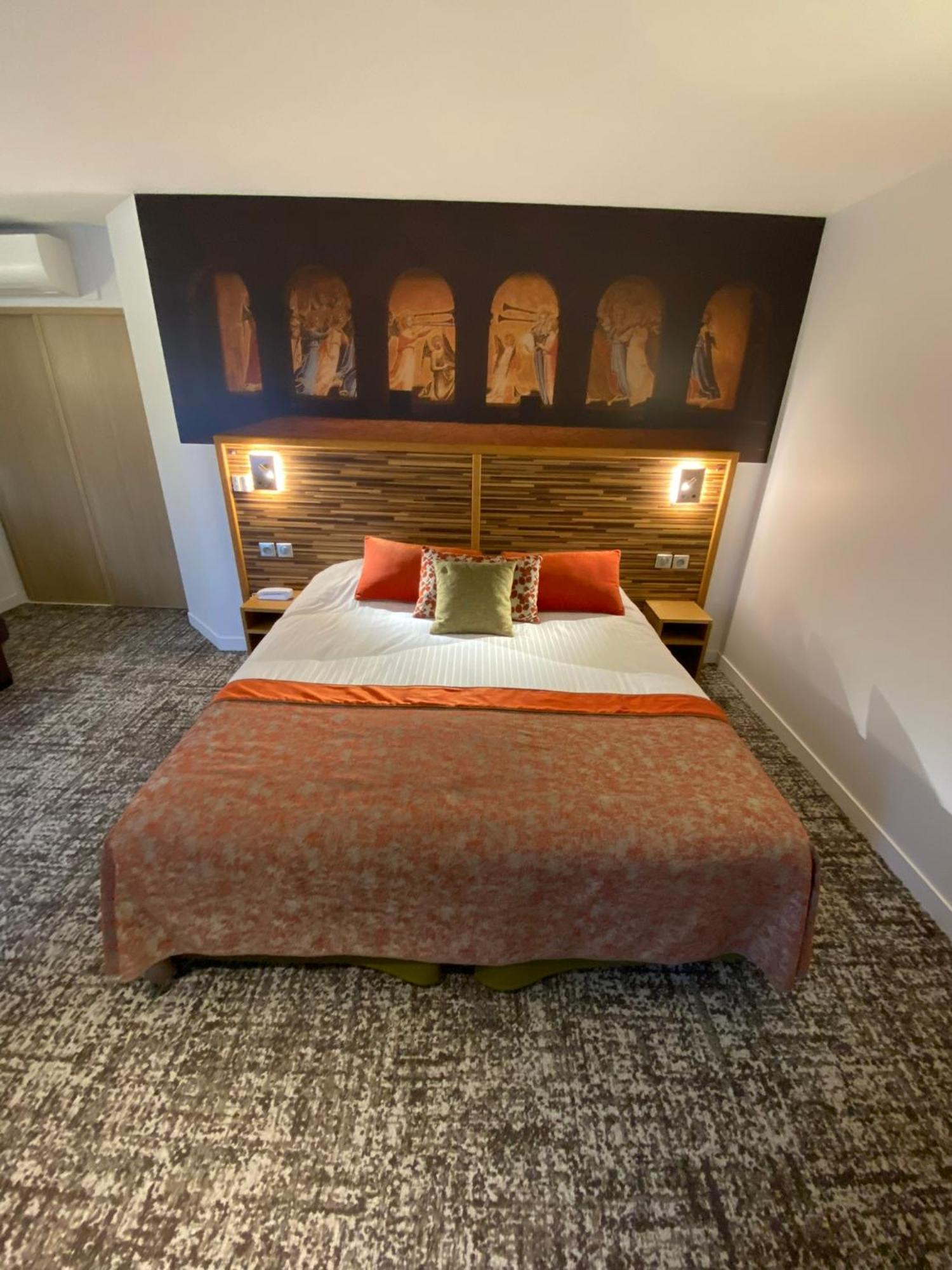 Logis - Le Christina Hotel