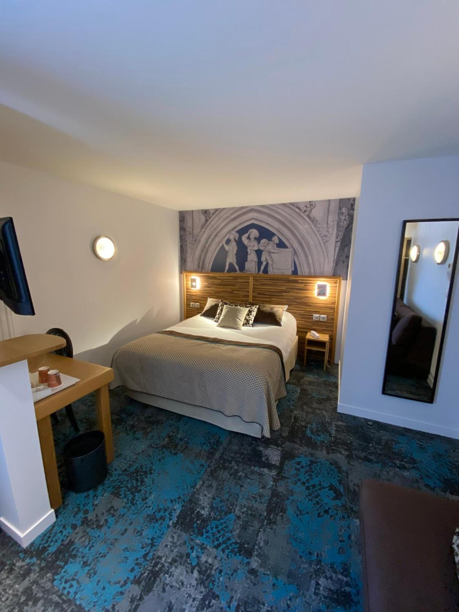 Logis - Le Christina 3* Bourges